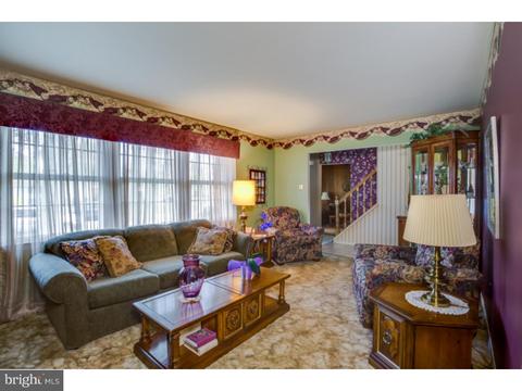 610 Mapleview Ct, Mount Laurel, NJ 08054 photo 4