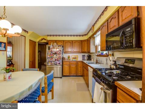 610 Mapleview Ct, Mount Laurel, NJ 08054 photo 5