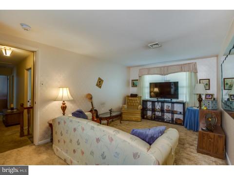 610 Mapleview Ct, Mount Laurel, NJ 08054 photo 18
