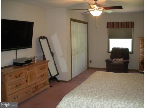 30 Riverview Dr, Ewing, NJ 08628 photo 13