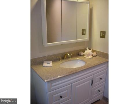 30 Riverview Dr, Ewing, NJ 08628 photo 14