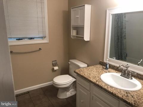225 E Seneca Dr, Newark, DE 19702 photo 20