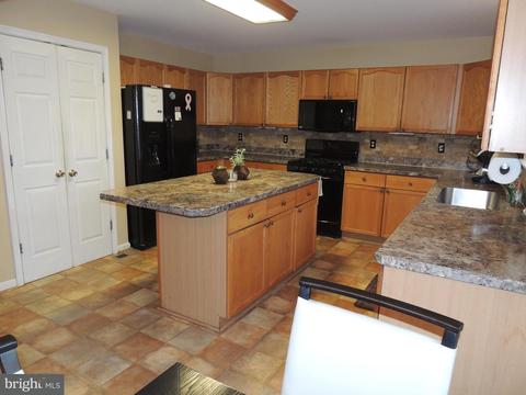 805 Geronimo Dr, Frederick, MD 21701 photo 7