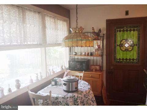 607 8th St, Riverside, NJ 08075 photo 6