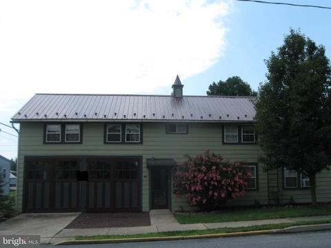 140 N Liberty St, Lititz, PA 17543 photo 1