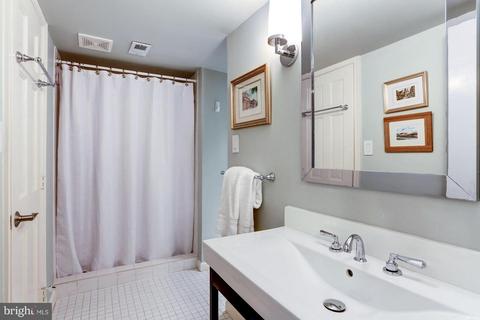 1409 29th St NW, Washington, DC 20007 photo 19