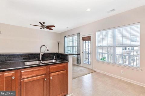 1832 Monocacy View Cir # b, Frederick, MD 21701 photo 9