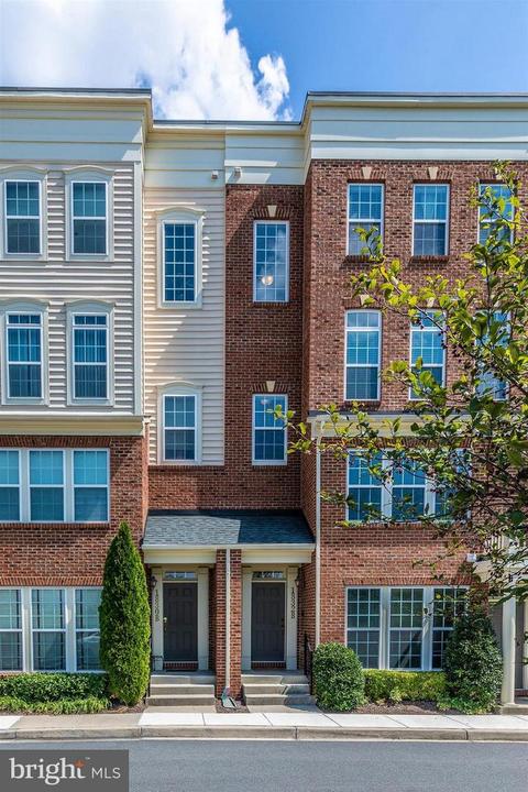 1832 Monocacy View Cir # b, Frederick, MD 21701 photo 1