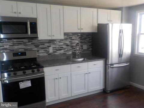 3185 Bero Rd, Halethorpe, MD 21227 photo 5