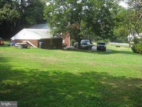 6405 Old Chesterbrook Rd, Mclean, VA 22101 photo 9