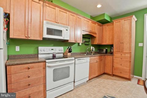 211 Center St, Frederick, MD 21701 photo 12