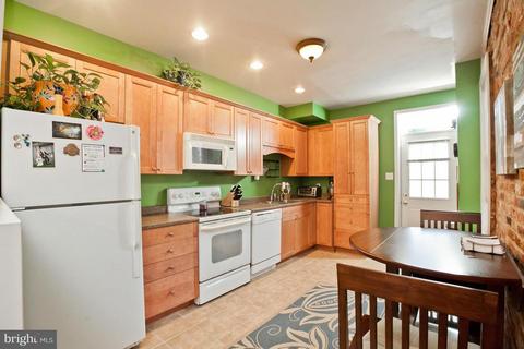 211 Center St, Frederick, MD 21701 photo 9