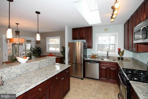 7617 Long Pine Dr, Springfield, VA 22151 photo 8