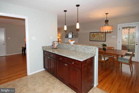 7617 Long Pine Dr, Springfield, VA 22151 photo 11