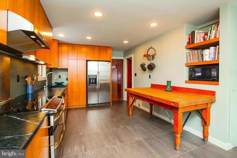 1309 Ednor Rd, Silver Spring, MD 20905 photo 12