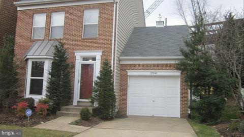 12046 Edgemere Cir, Reston, VA 20190 photo 1