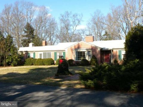104 Sunset Dr, Denton, MD 21629 photo 1