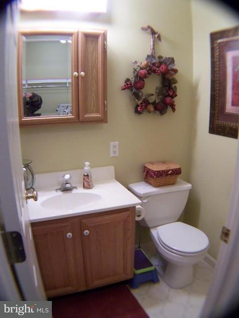 403 Crosswinds Dr, Lititz, PA 17543 photo 8