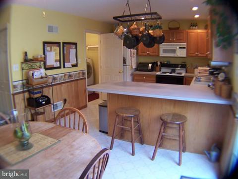 403 Crosswinds Dr, Lititz, PA 17543 photo 5