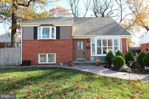10031 Brunett Ave, Silver Spring, MD 20901 photo 2