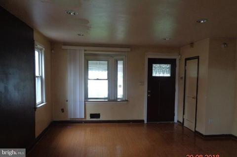 8166 Kavanagh Rd, Dundalk, MD 21222 photo 3
