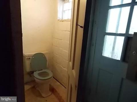 404 Random Rd, Baltimore, MD 21229 photo 21