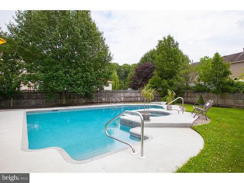 88 Briar Patch Ln, Sewell, NJ 08080 photo 3