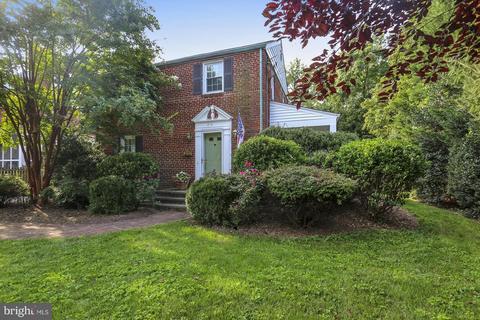 218 Normandy Dr, Silver Spring, MD 20901 photo 2