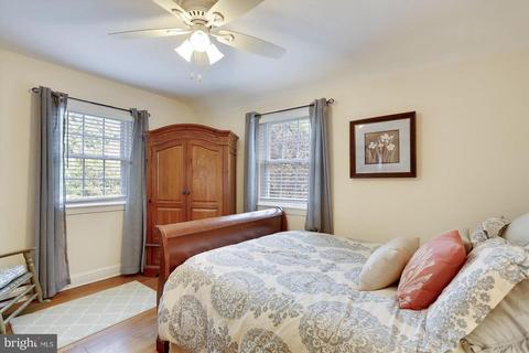218 Normandy Dr, Silver Spring, MD 20901 photo 23