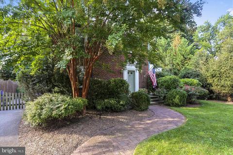 218 Normandy Dr, Silver Spring, MD 20901 photo 3