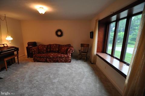 401 Lemmon Rd, Westminster, MD 21157 photo 10