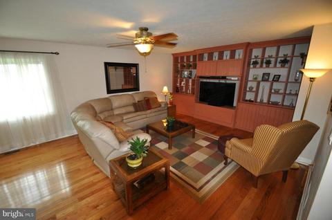 401 Lemmon Rd, Westminster, MD 21157 photo 5