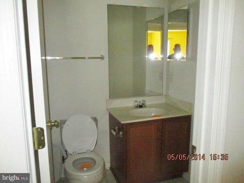 7616 Gladstone Rd, Baltimore, MD 21244 photo 8