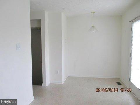 7616 Gladstone Rd, Baltimore, MD 21244 photo 4