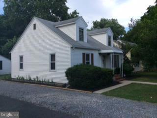 104 Thompson St, Hurlock, MD 21643 photo 4