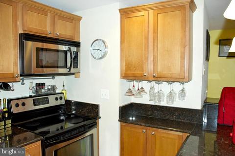 1628 C St SE #B-1, Washington, DC 20003 photo 5