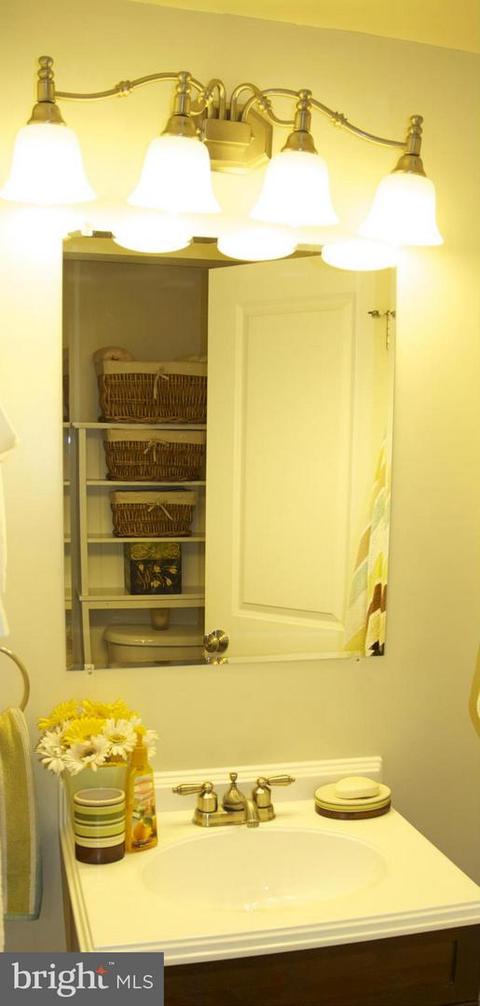 1628 C St SE #B-1, Washington, DC 20003 photo 14