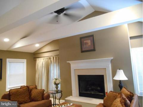 27 Perry Dr, Ewing, NJ 08628 photo 12