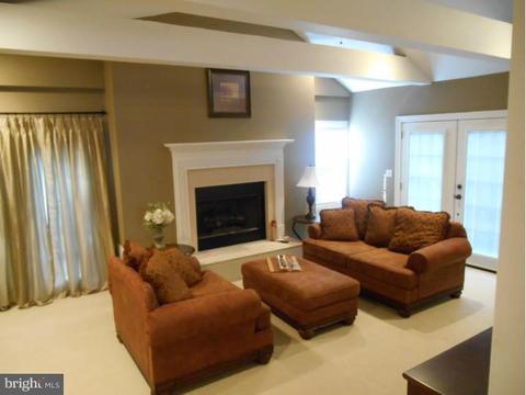 27 Perry Dr, Ewing, NJ 08628 photo 11
