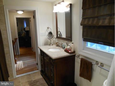 27 Perry Dr, Ewing, NJ 08628 photo 18