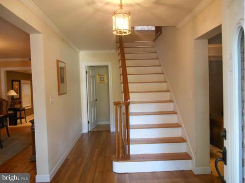 27 Perry Dr, Ewing, NJ 08628 photo 6