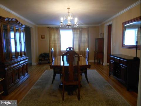 27 Perry Dr, Ewing, NJ 08628 photo 10