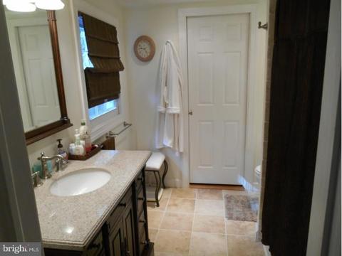 27 Perry Dr, Ewing, NJ 08628 photo 17