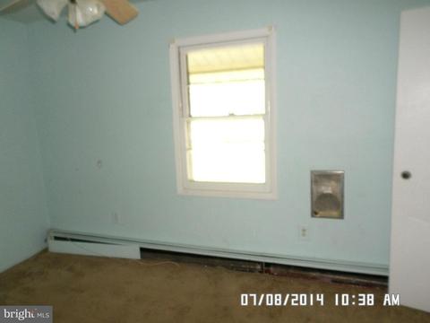 9045 Dumhart Rd, Laurel, MD 20723 photo 9