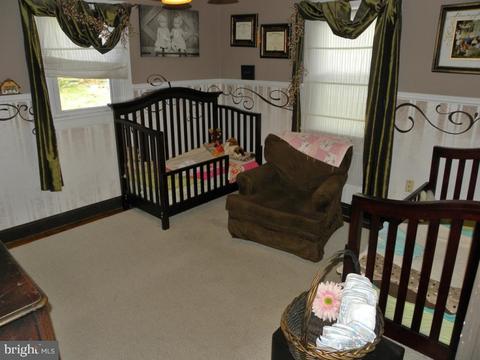 352 N Broad St, Lititz, PA 17543 photo 15