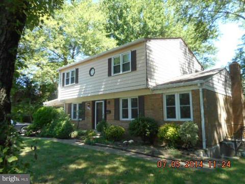 8508 Good Luck Rd, Lanham, MD 20706 photo 2