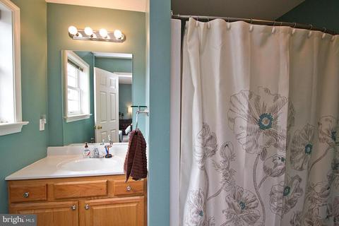 729 Keller Dr, Lititz, PA 17543 photo 24