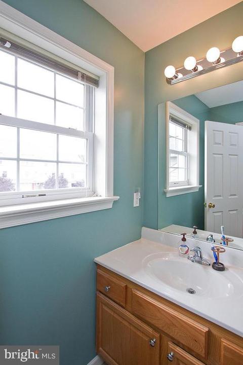 729 Keller Dr, Lititz, PA 17543 photo 25