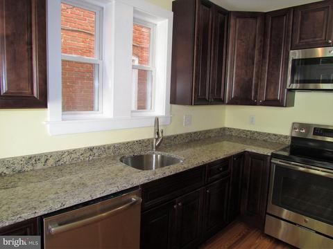 217 Washington St, Frederick, MD 21701 photo 10