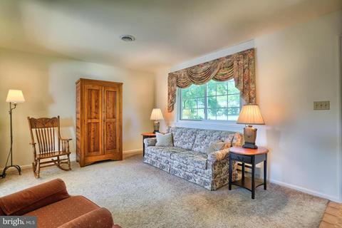 204 Joyce Dr, Lititz, PA 17543 photo 16